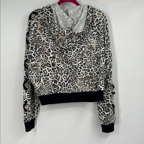 Victoria’s Secret Sport Cheetah Print Lace Up Sleeve Zip Up Sweatshirt Large - Picture 6 of 8